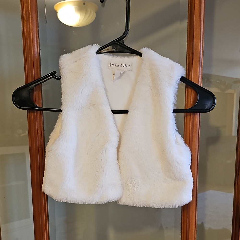Emma & Elsa Kids Fuzzy White Vest